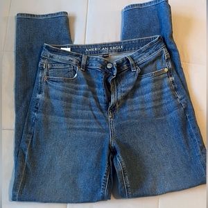 american eagle mom jeans